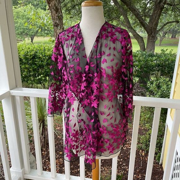 Caroline Rose Embroidered Illusion Topper - Picture 1 of 4